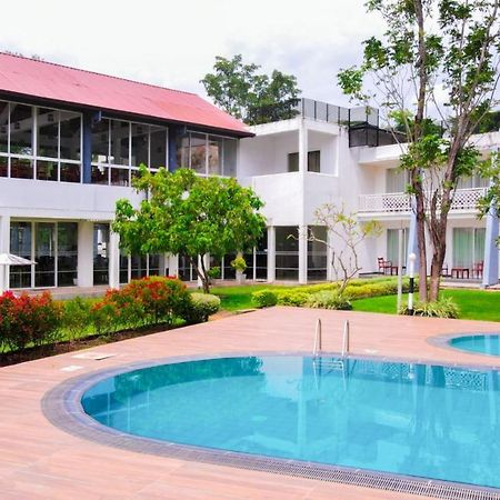 Lavendish Wild Safari Hotel Wasgamuwa Exterior foto
