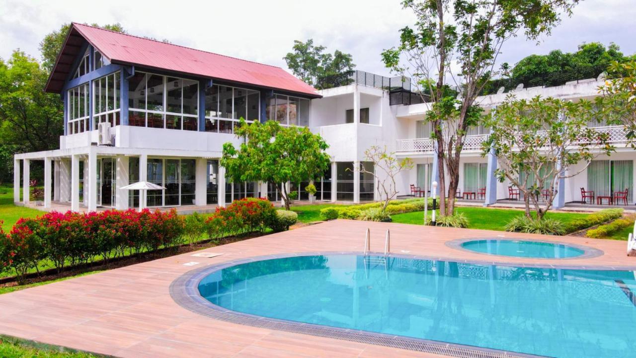 Lavendish Wild Safari Hotel Wasgamuwa Exterior foto